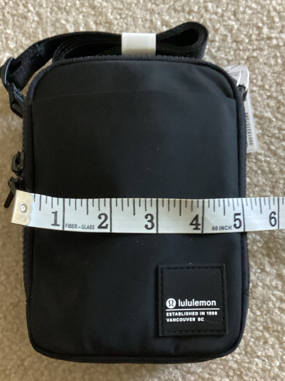 lululemon athletica Black Compact Easy Access Crossbody - Picture 6 of 6